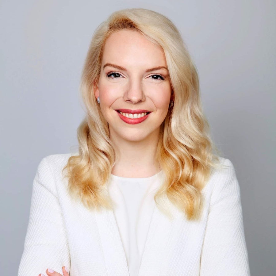 Dr. Nika Juriševič Dolinar
